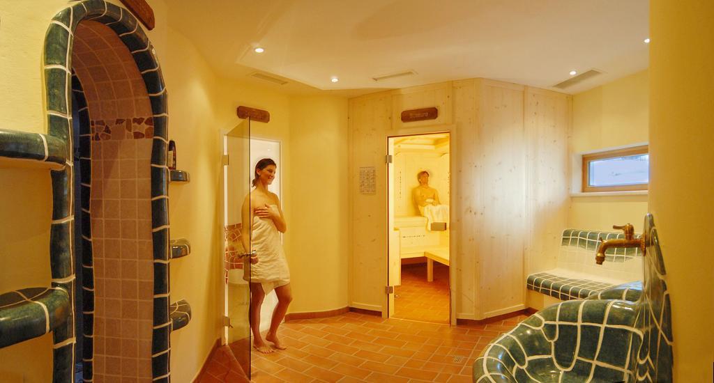 Landhotel Kielhuberhof ラムサウ・アム・ダッハシュタイン エクステリア 写真
