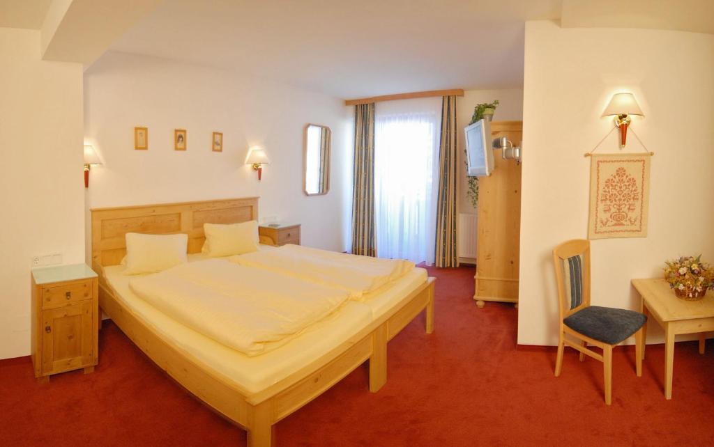 Landhotel Kielhuberhof ラムサウ・アム・ダッハシュタイン エクステリア 写真